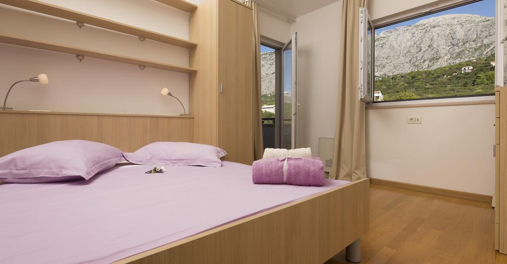Apartmani Villa Athina Tučepi Exterior foto