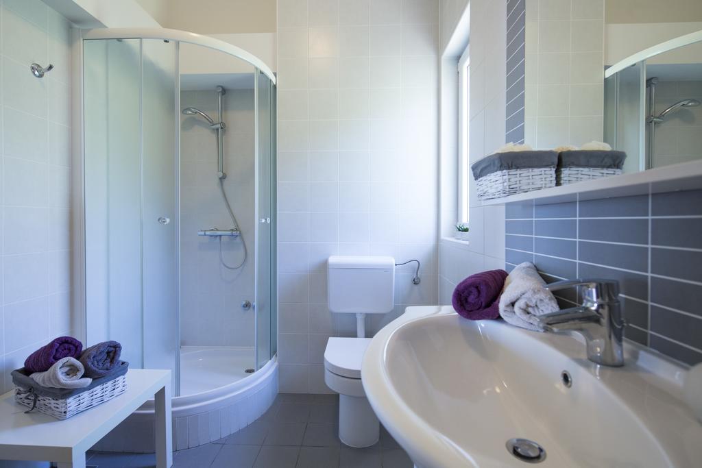 Apartmani Villa Athina Tučepi Exterior foto