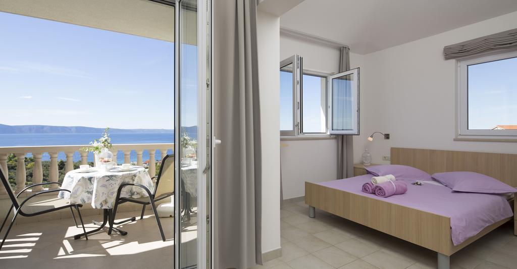 Apartmani Villa Athina Tučepi Exterior foto